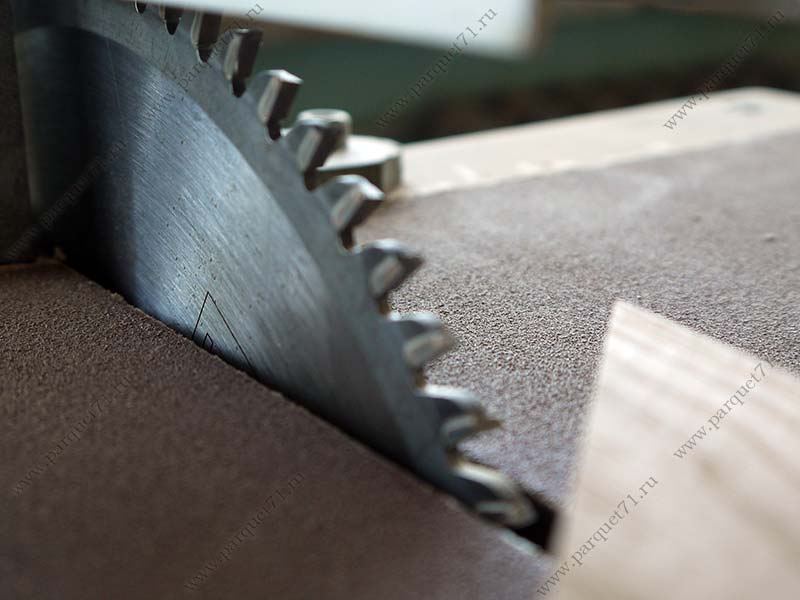 Saw